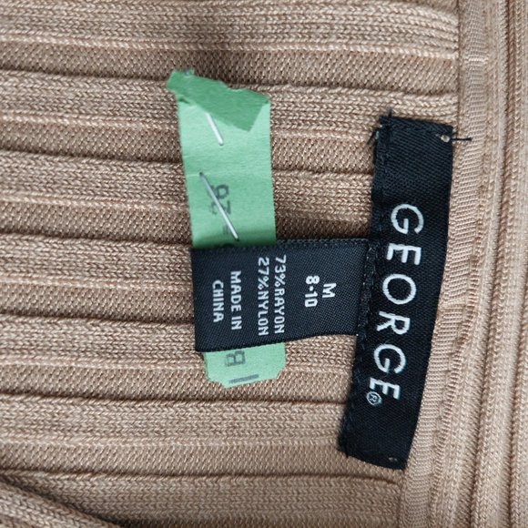 Sweater - Picture 3 of 3